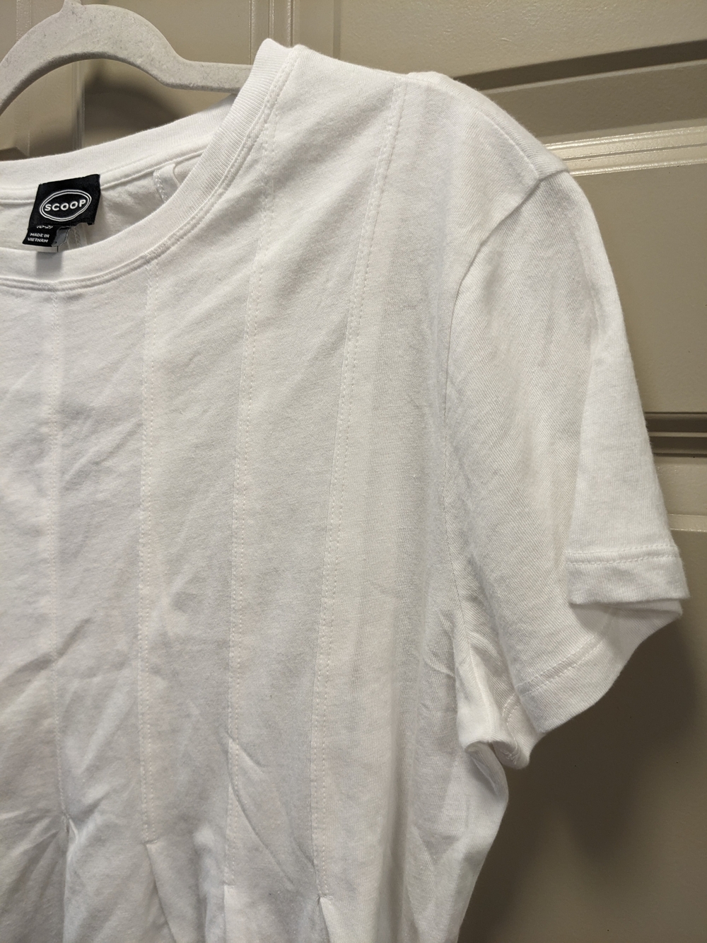 Scoop White Pleated Short Sleeve Crop Top- Size XS (0-2) - Picture 4 of 10